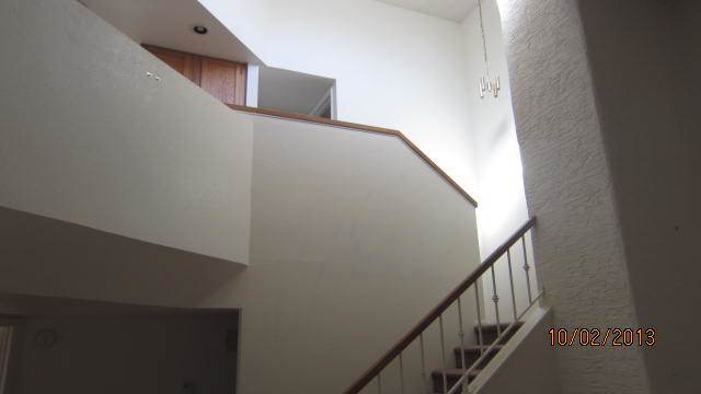 Building Photo - 3 Bedroom 2 Bathroom Near ASU! Full size W...
