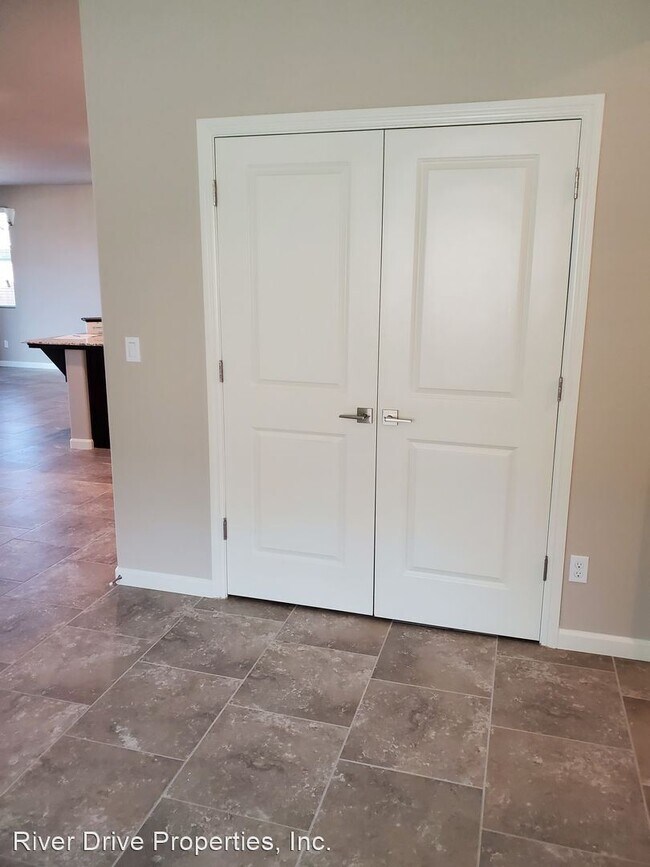 Foto del edificio - 3 br, 2 bath House - 3358 Junipero Ave
