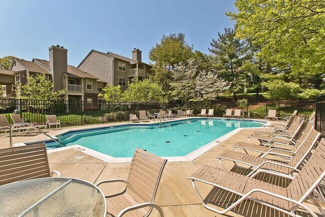 Foto del edificio - 1729 Ascot Way