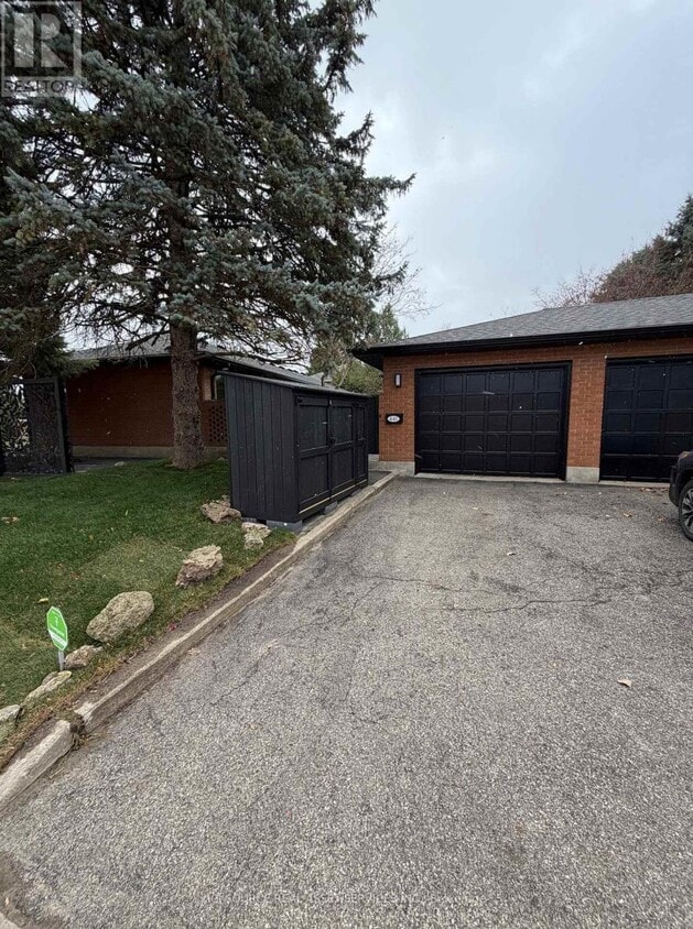 Primary Photo - 44 Patterson Ave