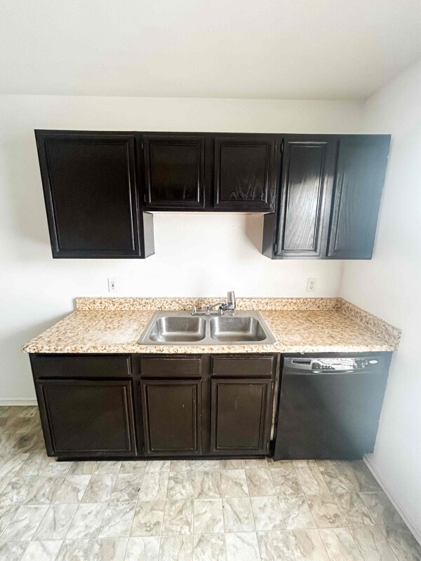 Foto del edificio - 1604 Windward Dr