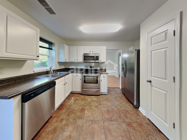 Building Photo - 10702 Northgate Trail Dr