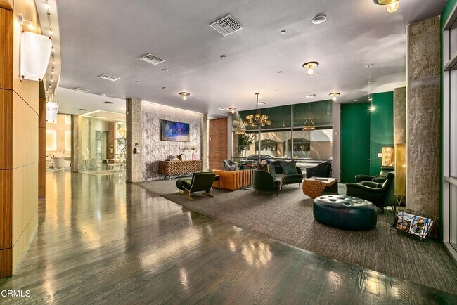 Foto del edificio - 840 E Green St