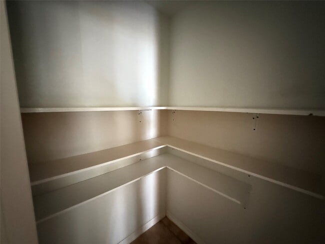 Building Photo - 311 Kansas St