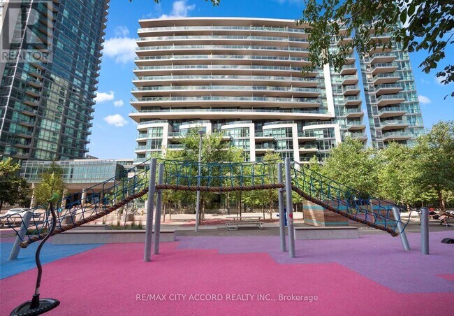 Photo du bâtiment - 209 Fort York Blvd