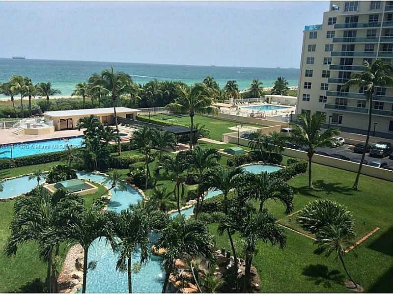 Foto principal - 5005 Collins Ave