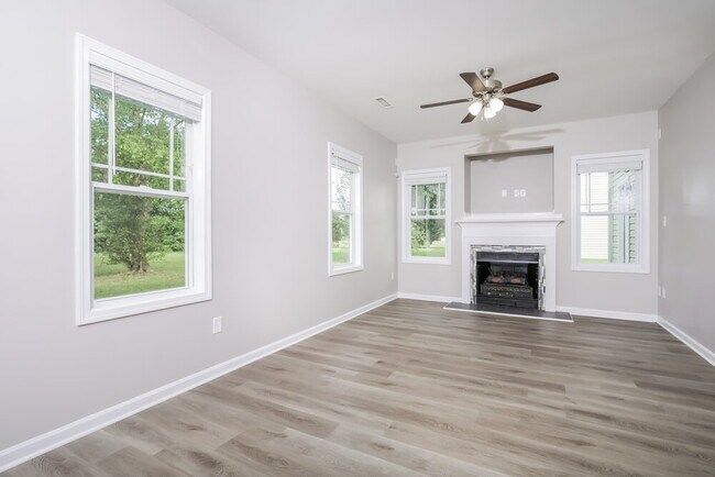 Building Photo - 60 Hocutt Farm Dr