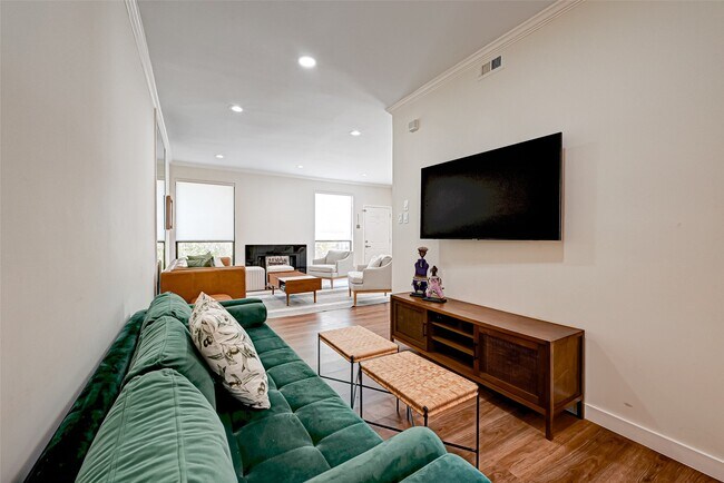 Building Photo - 1201 McDuffie St