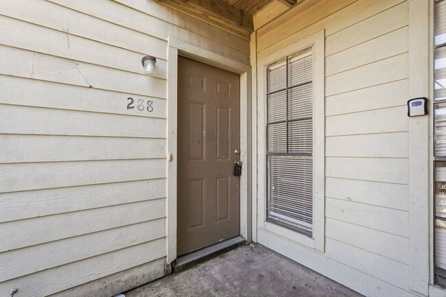 Photo - 10501 South Drive Apartment