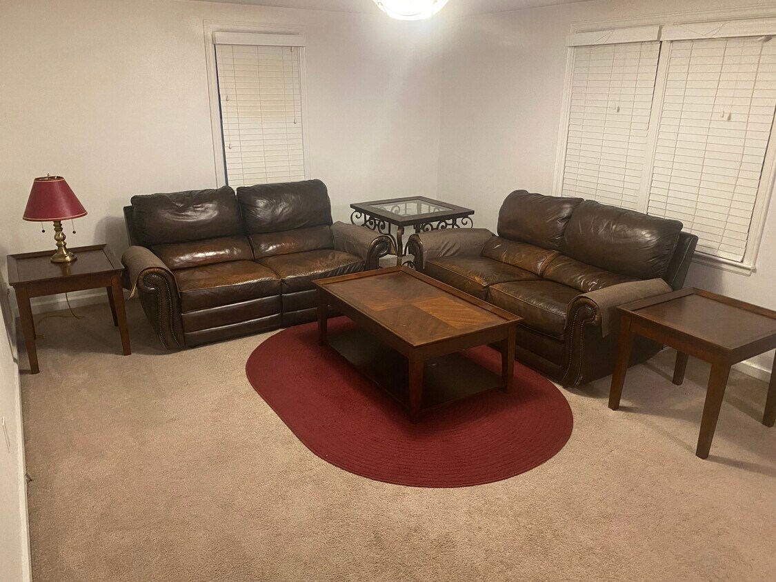 Foto principal - 1633 Otlahurst Dr