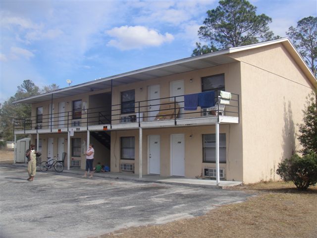 Building Photo - 988 SW Arlington Blvd
