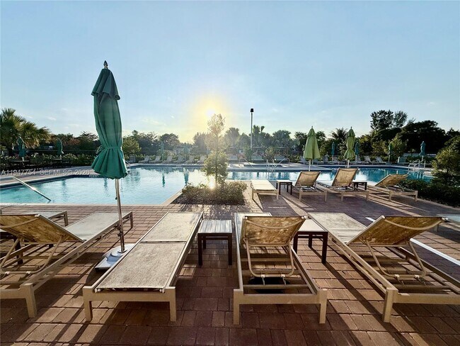 Foto del edificio - 12433 NW 23rd Ct