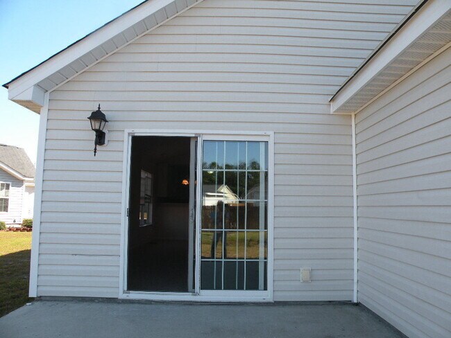 Foto del edificio - Cul-De-Sac Home in Carolina Pines Community!