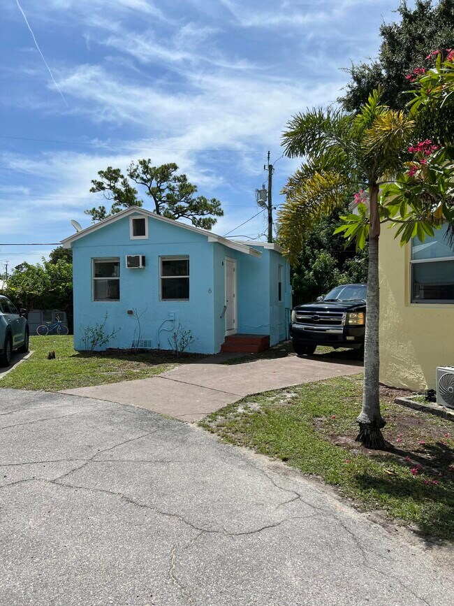 Foto del edificio - 3790 Gulfstream Rd