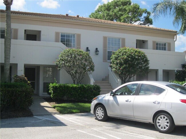 Foto del edificio - 5242 Wedgewood Ln