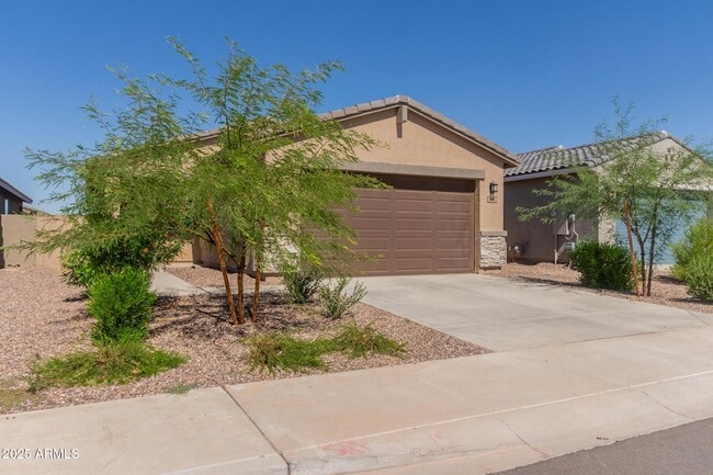 Building Photo - 3022 Hayden Rose Ave