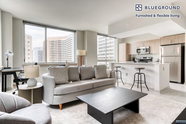 Building Photo - 505 18th St S