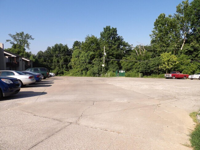 Foto del edificio - 35 Ashwood Ct