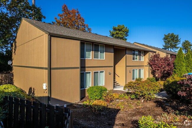 Exterior - Grant Park Apartments