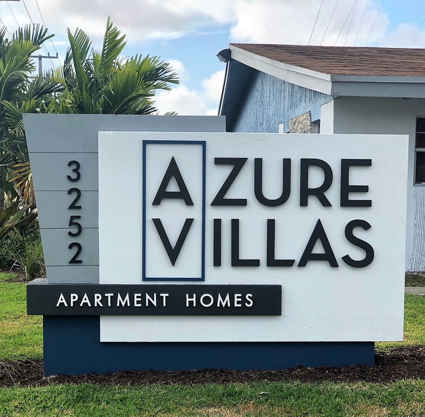 Azure Villas At The Meadows