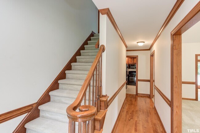 Building Photo - 1777 Dunmore Pl