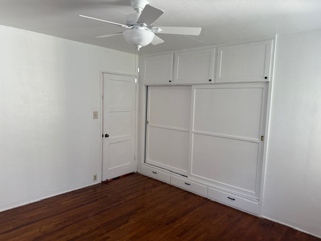 Bedroom w built in closet - 4437 12th St