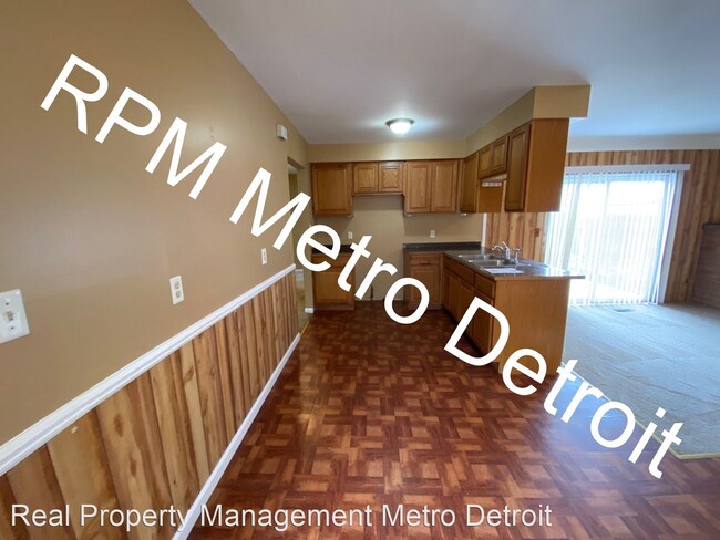 Building Photo - 3 br, 1 bath House - 33633 Cheryl