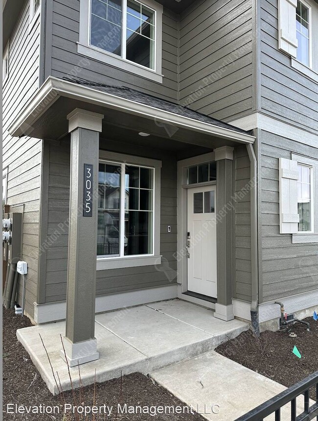 Building Photo - 3 br, 2.5 bath House - 3035 NE Red Jasper ...