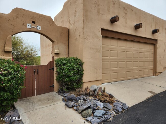 Building Photo - 38065 N Cave Creek Rd