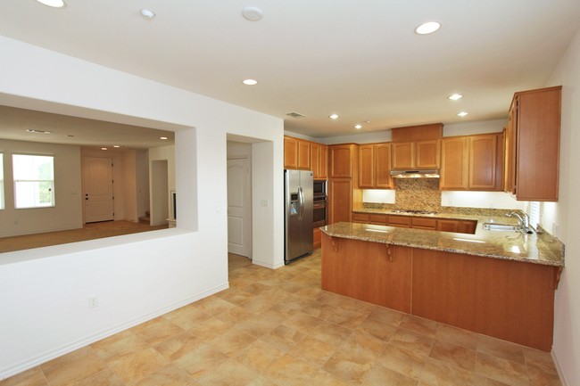 Building Photo - 1228 Paseo Rancho Serrano