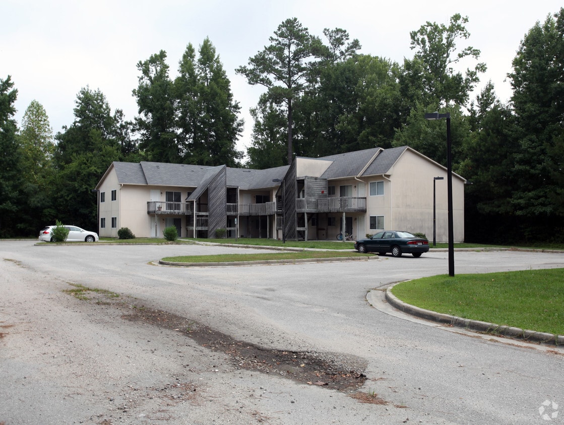 Shiva Vihar Apartments Apartments in Burgaw, NC