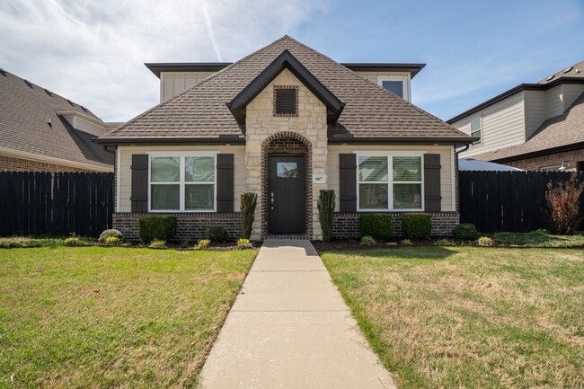 Now Pre-Leasing!!! Stunning 4 Bedroom, 3.5 Bathroom Home - Now Pre-Leasing!!! Stunning 4 Bedroom, 3.5 Bathroom Home