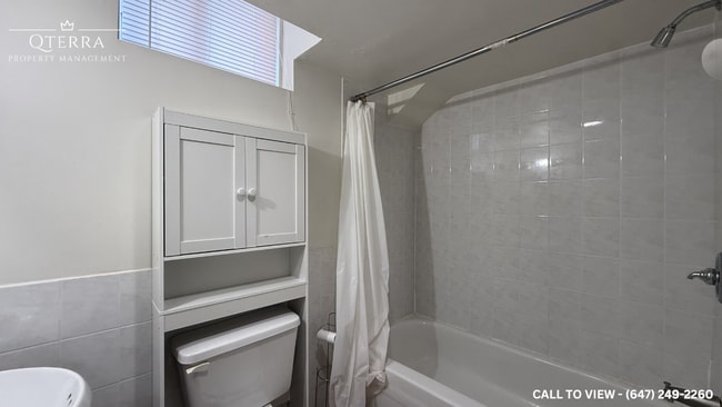 Building Photo - 2409 Bankside Dr