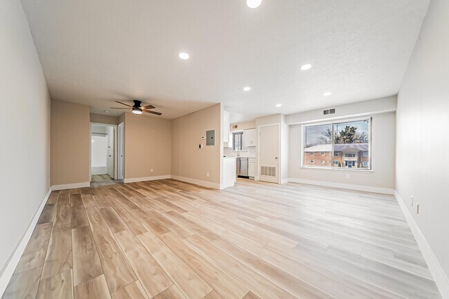 Foto del edificio - Hallwood Manor Apartments