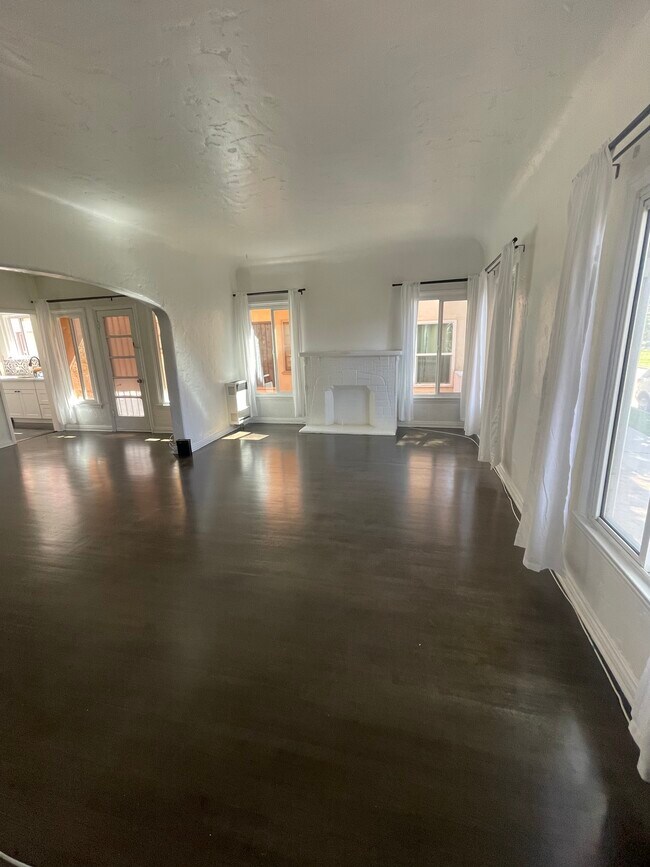 Foto del edificio - 4308 8th Ave