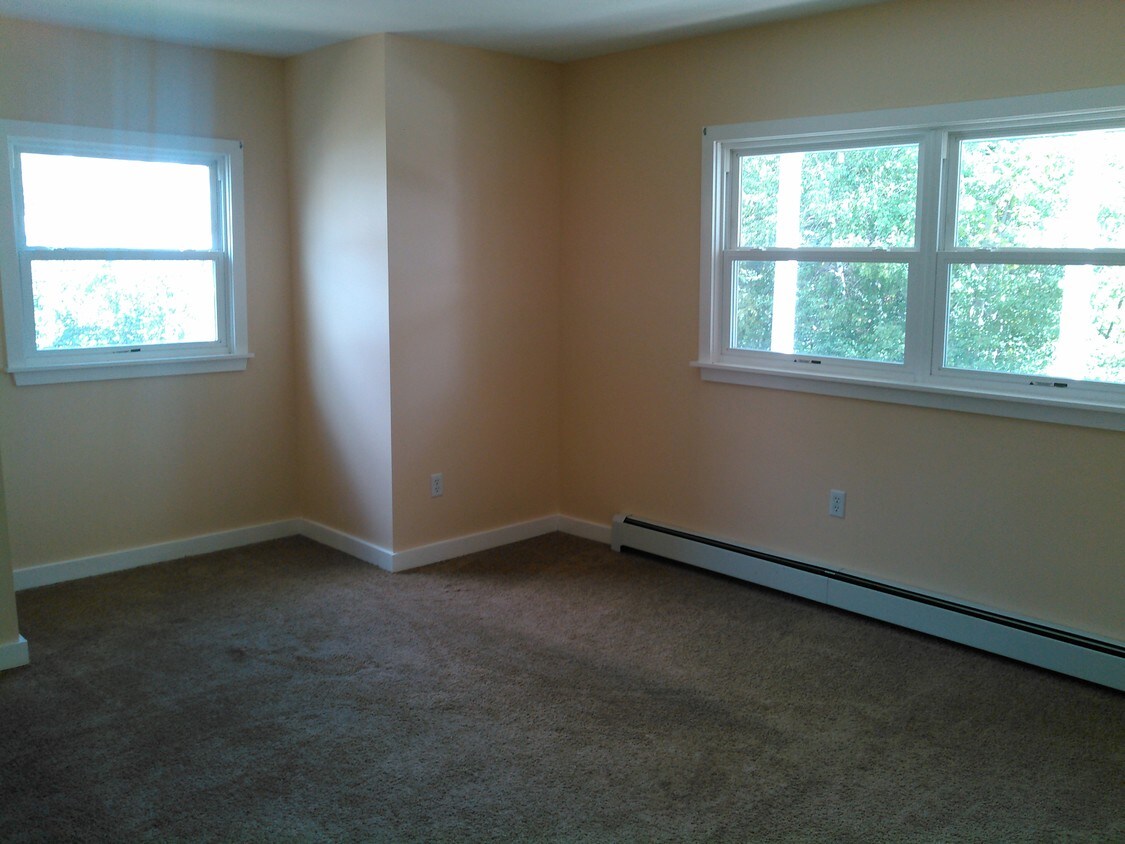 1200 N Main St, Dickson City, PA 18519 Apartments in Dickson City, PA