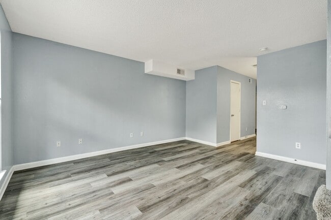 Foto del edificio - 1312 Ely Rd