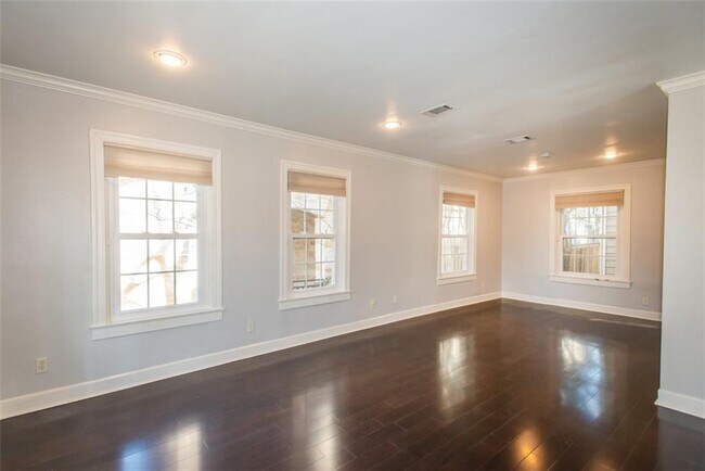 Building Photo - 1804 Polo Rd