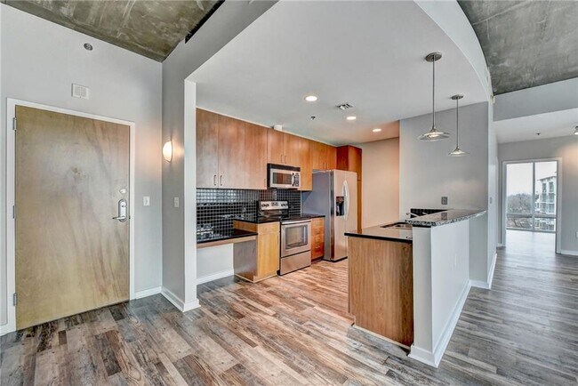 Foto del edificio - 923 Peachtree St NE