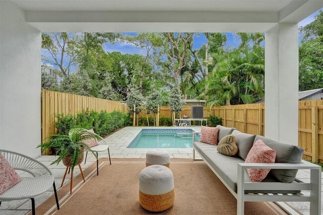 Photo - 606 SW 7th Ave Townhome