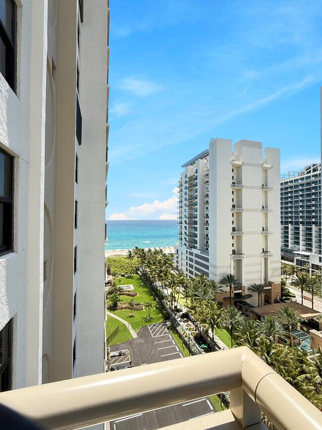 Foto del edificio - 3400 N Ocean Dr