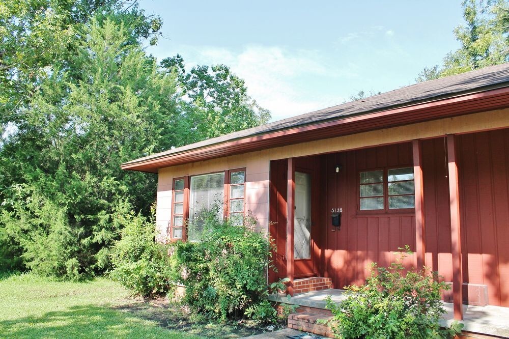 Primary Photo - 5135 33rd GROVES DUPLEX
