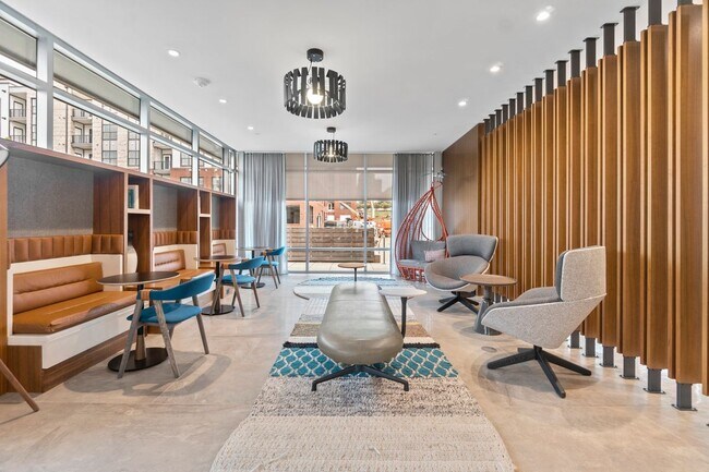 Foto del edificio - 145 Riverhaven Dr