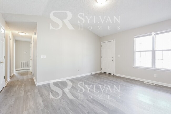 Building Photo - Embrace Tranquility and Convenience