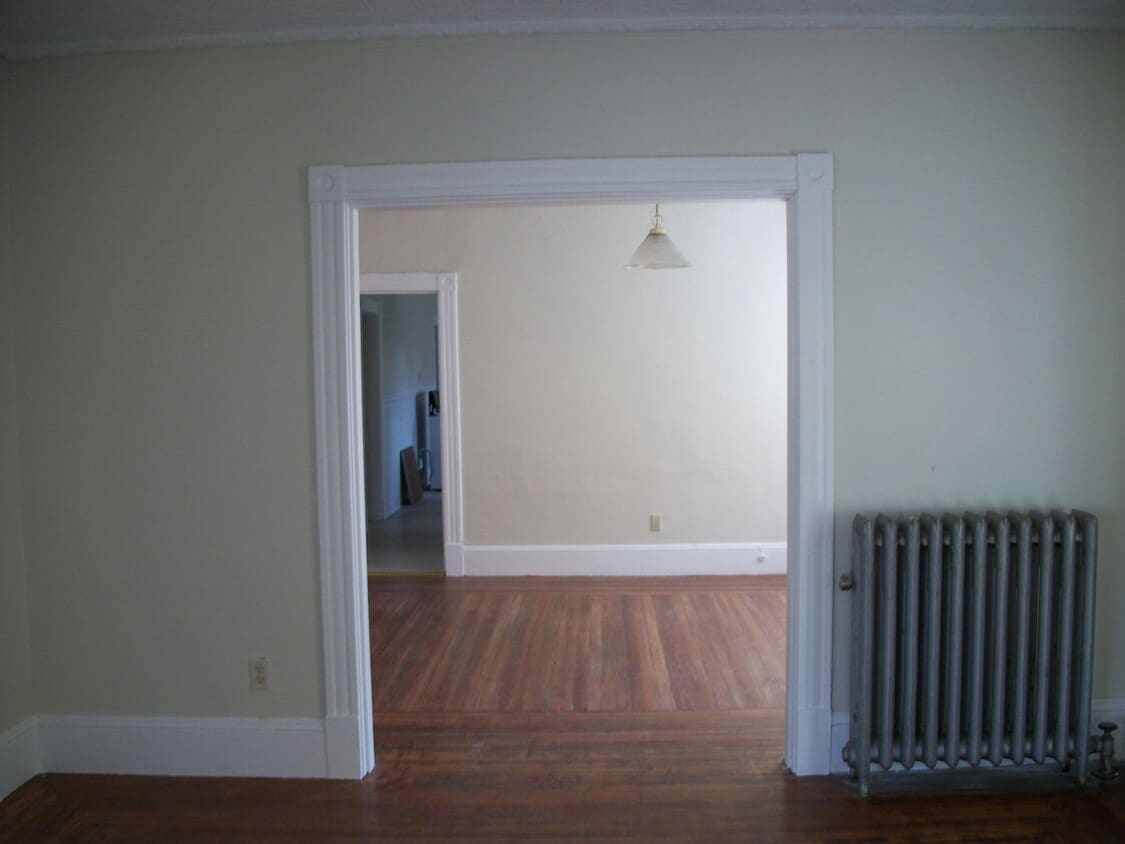 Primary Photo - 11-15 Hollywood St