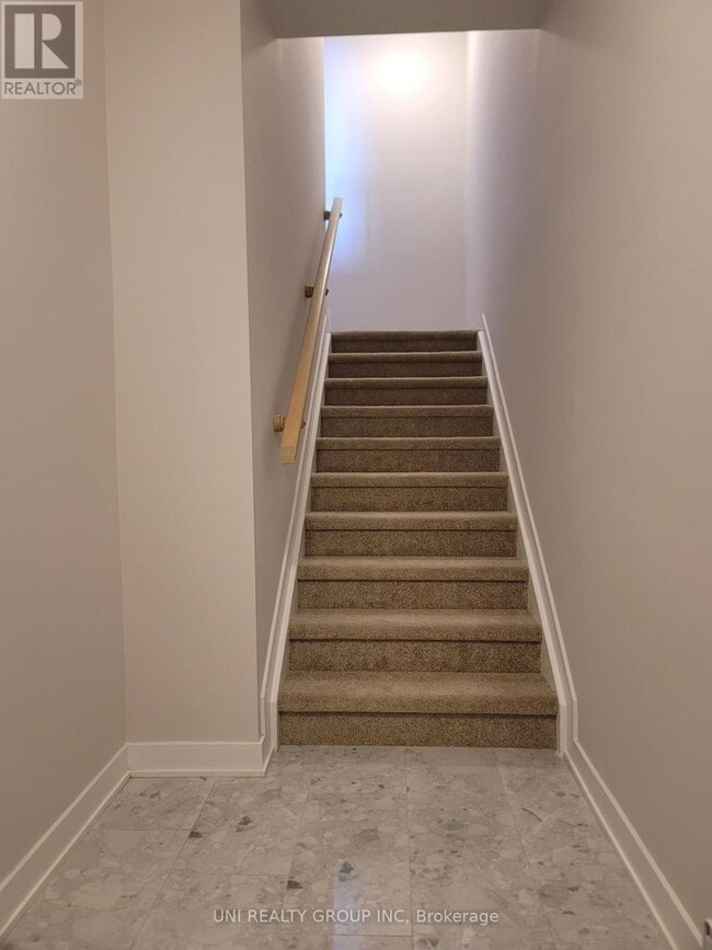 Photo du bâtiment - 702 Mishi Private