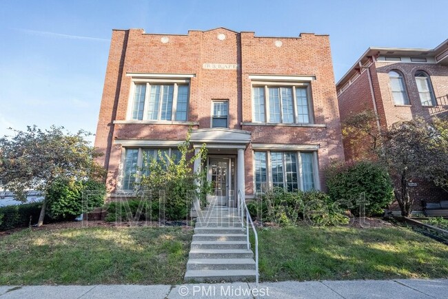 Building Photo - 522 Fletcher Ave