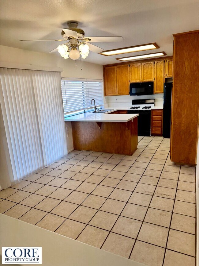Foto del edificio - 10026 Ashdale Ln