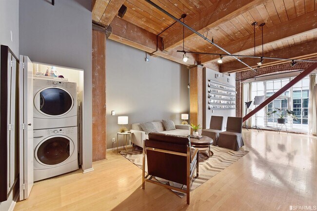 Foto del edificio - 355 Bryant St