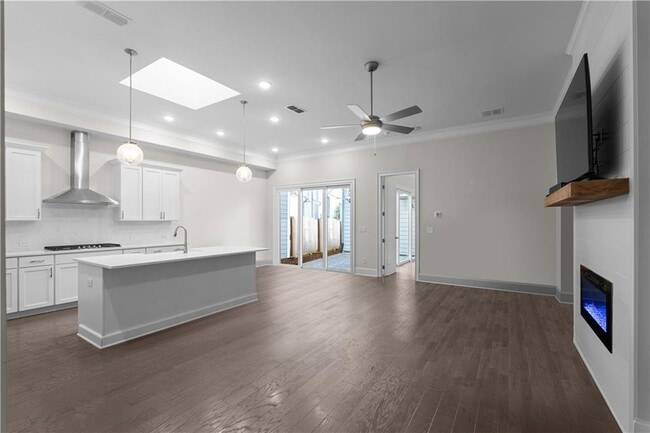 Foto del edificio - 648 Stickley Oak Way